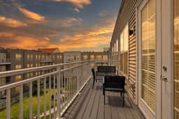 Stylish 2BR/2BA Suite | Mins to Universal & Disney