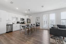 Resort-Style 2BR/2BA | Mins to Universal & Disney!