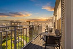 Resort-Style 2BR/2BA | Mins to Universal & Disney!